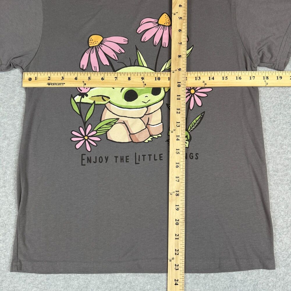 Women's Star Wars Mad Engine Grogu Baby Yoda Mandalorian Flowers & Frog Shirt -S - Picture 5 of 6